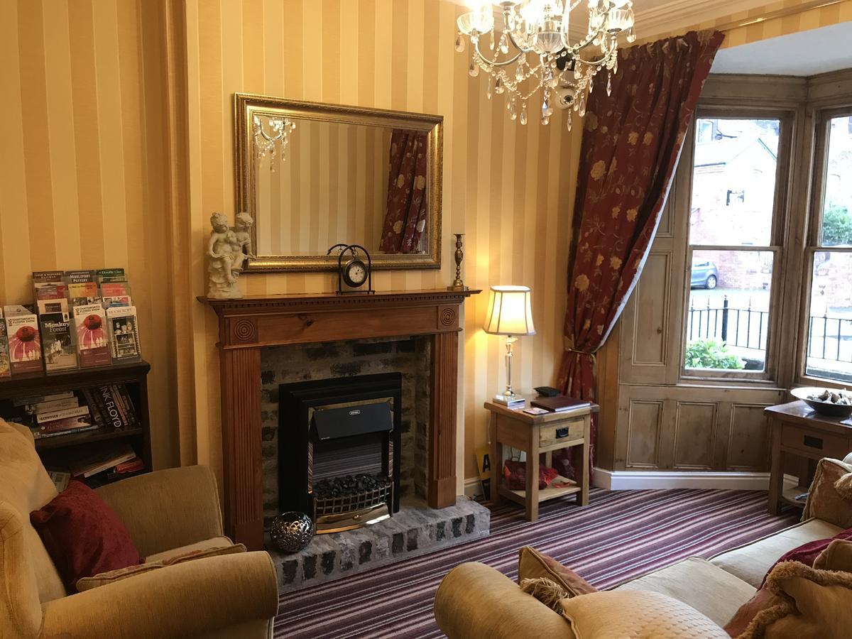 Clayhanger Guest House 莱姆河下游的纽卡尔斯 外观 照片