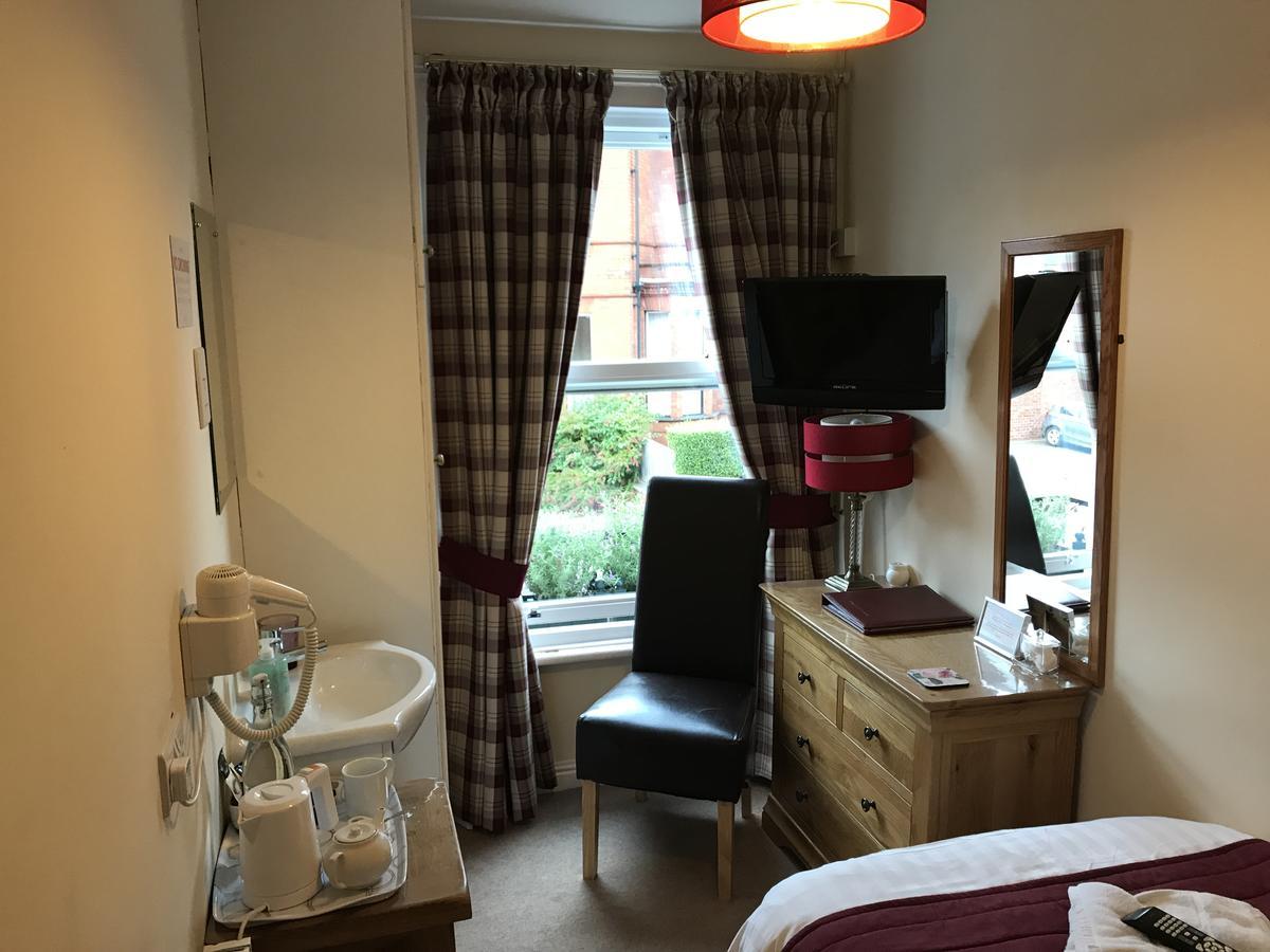 Clayhanger Guest House 莱姆河下游的纽卡尔斯 外观 照片